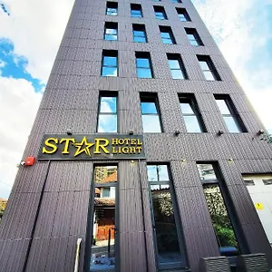 Starlight טיראנה